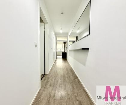 Modern möblierte 2-Zimmer-Wohnung mit Designküche in zentraler Lage von Nürnberg