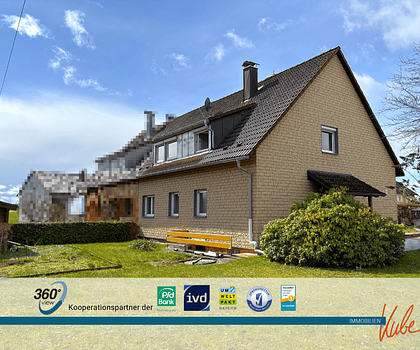 IMMO KUBE! Teilsaniertes Zweifamilienhaus mit großem Garten und Doppelgarage in Winkelhaid
