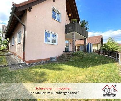 Großzügige 4-Raum-Wohnung im Erdgeschoss mit eigenem Garten und Hobbyraum in zentraler Lage von Lauf