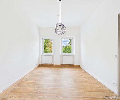 Denkmalschutz! Zweitbezug nach Sanierung mit Balkon -  Besichtigung am Mittwoch, den 16.09.2026 um 17:00 Uhr