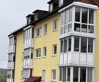 Pfiffige 3-Zimmerwohnung mit Balkon und TG-Platz in Pegnitz