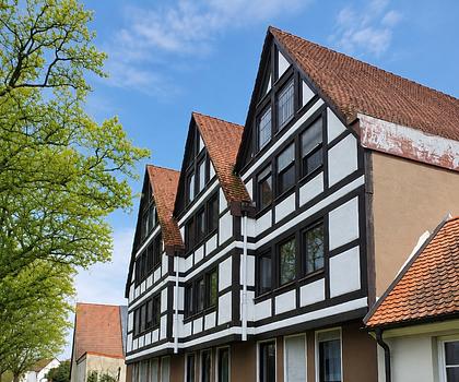 Zwei Mehrfamilienhäuser mit insgesamt 11 Wohneinheiten und 8 Stellplätzen in Herzogenaurach