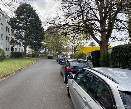 Das Suchen nach einem Parkplatz hat ein Ende. Sie benötigen für Ihr Fahrzeug einen Stellplatz? Dann sind Sie hier richtig