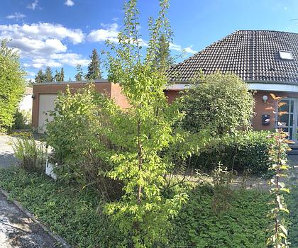 Freistehendes Einfamilienhaus und herrlichem 1.300 m² Grundstück – attraktives Erbbaurecht!