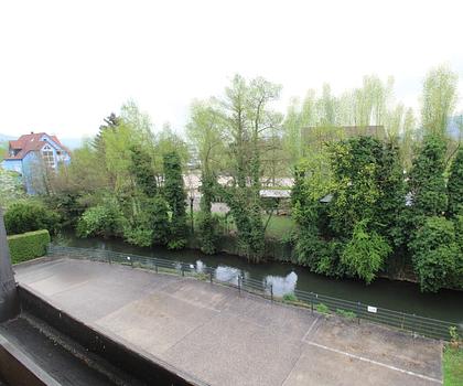 2-Zimmer-Wohnung mit Fernblick
und großer Dachloggia