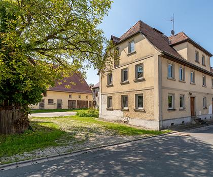 Kreative Käufer mit Visionen gesucht - 
Charmanter, renovierungsbedürftiger Bauernhof in Pirkach
