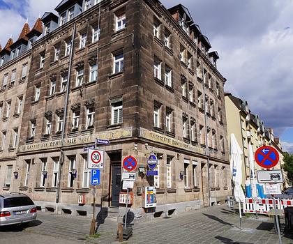 Saniertes Mehrfamilienhaus in bester Lage Nürnbergs