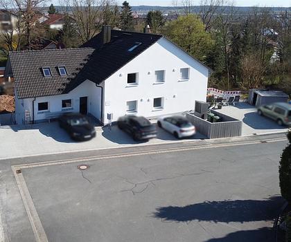 Exklusives Mehrparteienhaus in ruhiger Lage! 