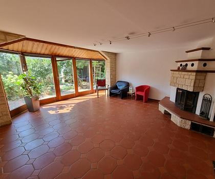 Gegen Gebot zu verkaufen .... 
Großzügiges Reiheneckhaus mit Garage