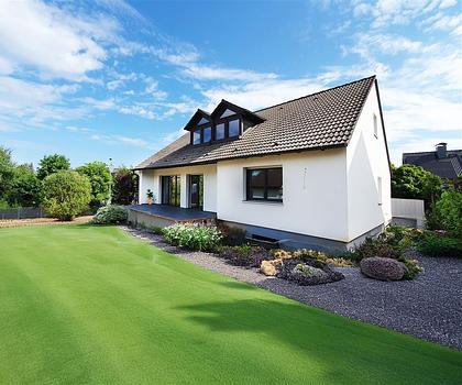 Modernisiertes und kernsaniertes Einfamilienhaus mit Stil in begehrter Wohngegend