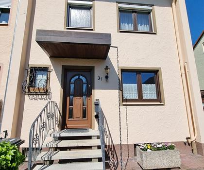 Gepflegtes Reiheneckhaus mit ausgebautem Dachgeschoss ...