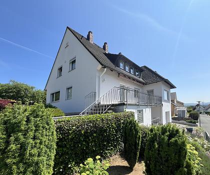 Zweifamilienhaus mit Platz für die ganze Familie in hervorragender Lage von Forchheim/Burk