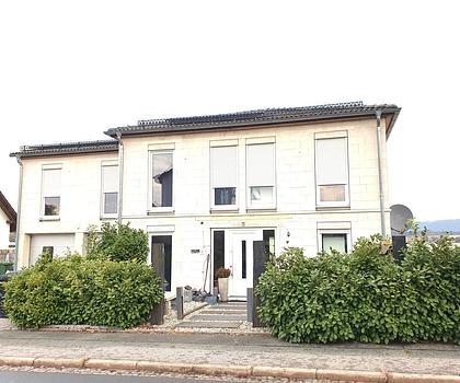 Moderne Unternehmer-Villa mit Einliegerwohnung in Neustadt bei Coburg