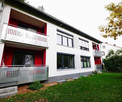 2 Mehrfamilienhäuser + Baugrundstück in guter, ruhiger Lage von Fürth-Burgfarrnbach