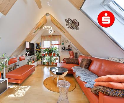 Kein 08/15! Schönes Raum-Ambiente!  3-Zi- Galeriewohnung mit Dachterrasse!