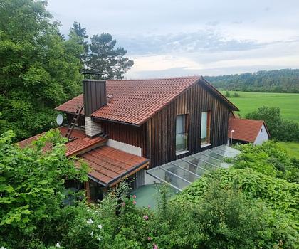 Gepflegtes Einfamilienhaus mit liebevoll angelegtem Garten und herrlicher Aussicht ...