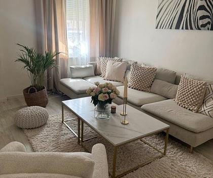 Exklusive, frisch sanierte und möblierte 2-Zimmerwohnung in zentraler Lage in Nürnberg