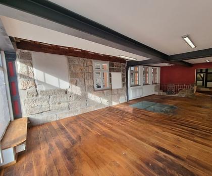 Renovierte Laden- / Büroräume im idyllischen Altstadtviertel