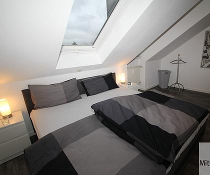 Modern möblierte 3-Zimmer Dachterrassen Wohnung in begehrter Lage