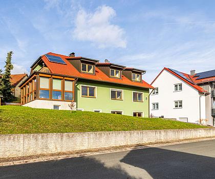 Reserviert: Platz für Ideen und Familie: Einfamilienhaus mit Wintergarten & Gestaltungsfreiraum