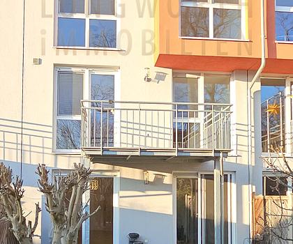 Reihenhaus der Extra-Klasse in begehrter Wohnlage!