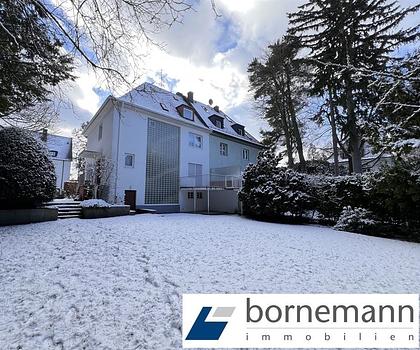 Grün + stadtnah! Nähe Rechenbergpark! Gepflegte DHH, idyllischer Garten,  Ausbaupotential + Garage!