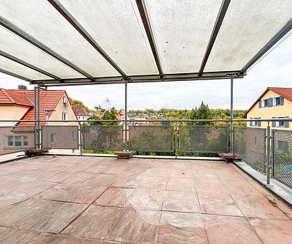 Großzügige Wohnung mit 2 Balkonen!