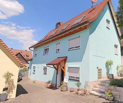 Roßtal | Gemütliches Einfamilienhaus zur gewerblichen Nutzung