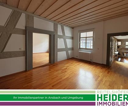 Großzügige Altstadtwohnung mit modernem Komfort