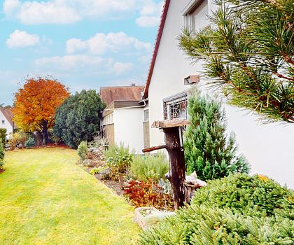 TOP-LAGE: Einfamilienhaus - Nürnberg-Falkenheim -   Sehr Ruhig - viel SONNE  - wie JEDEN TAG URLAUB!