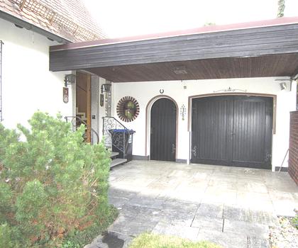 TOP-LAGE: Einfamilienhaus - Nürnberg-Falkenheim -   Sehr Ruhig - viel SONNE  - wie JEDEN TAG URLAUB!