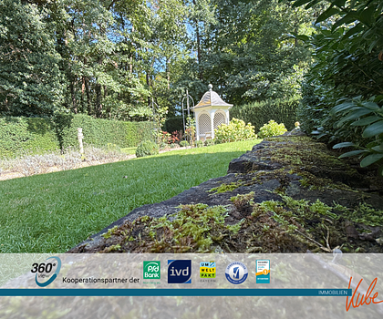 Absolute Waldrandlage! Exklusives Baugrundstück für ein stilvolles Wohnkonzept in Nbg.-Wolzeldorf!