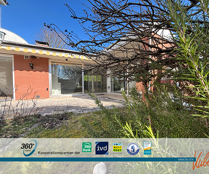 IMMO KUBE! 7 Zi.-Bungalow-Wohnung mit Split-Level in Nbg.-Erlenstegen mit Garten und 2 Stellplätzen