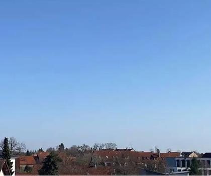 Sonne und Aussicht pur | 2,5 Zimmer Penthouse Wohnung in Nürnberg-Schniegling