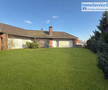 Grundstück mit Altbestand in ruhiger Lage!