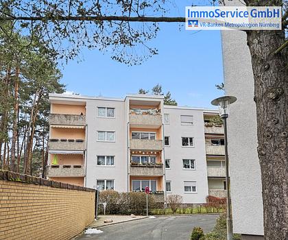 Solide Kapitalanlage oder Ihr neues Zuhause: 
Gepflegte 3,5-Zimmer-Wohnung mit Garage