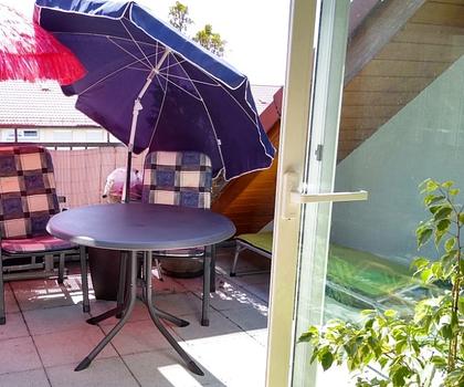 Oben Wohnen ... 
Charmante Dachgeschoss- Wohnung mit sonniger Loggia ...