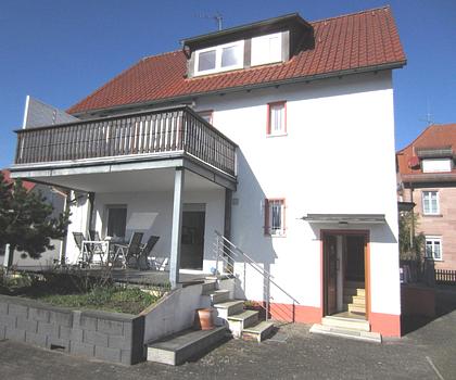 Mehrgenerationhaus- viele Möglichkeiten
3 Wohnungen unter einem Dach
Ideal für mehrere Generationen