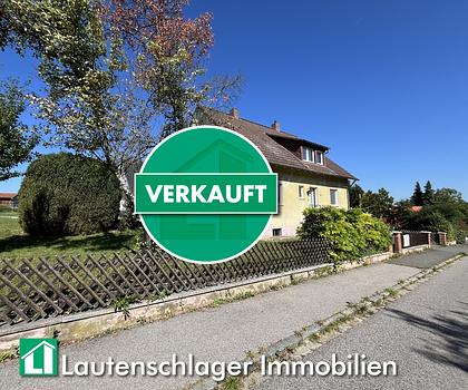 Sanierungsbedürftiges Ein- oder Zweifamilienhaus mit Doppelgarage in Unterferrieden